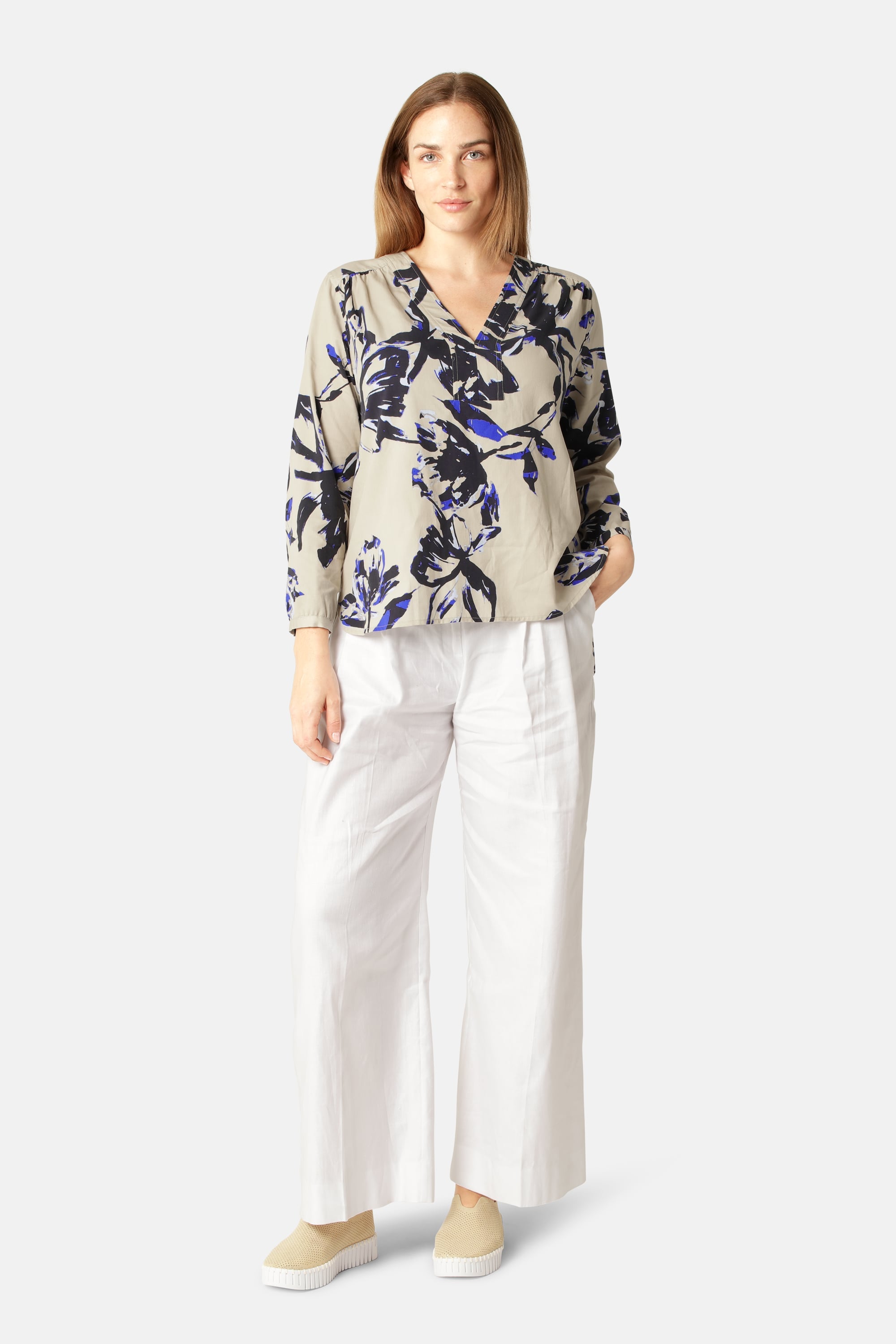 Shirt V-neck - Sand Artsy Stroke Flower